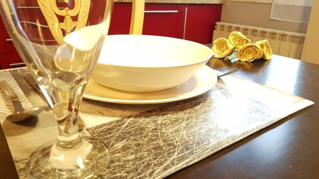 Apartamento San Quirce - Centrico Y Reformado- Wifi Y Netflix Valladolid Eksteriør billede