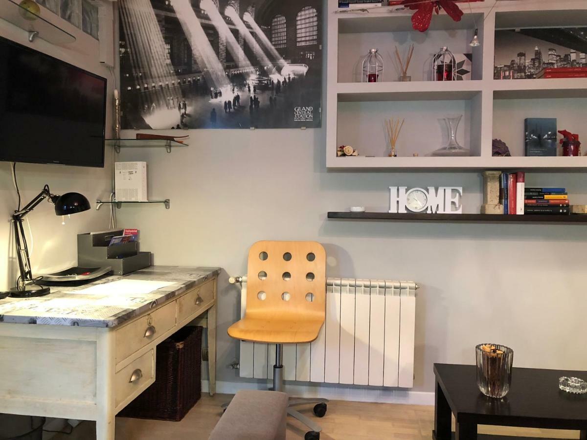 Apartamento San Quirce - Centrico Y Reformado- Wifi Y Netflix Valladolid Eksteriør billede