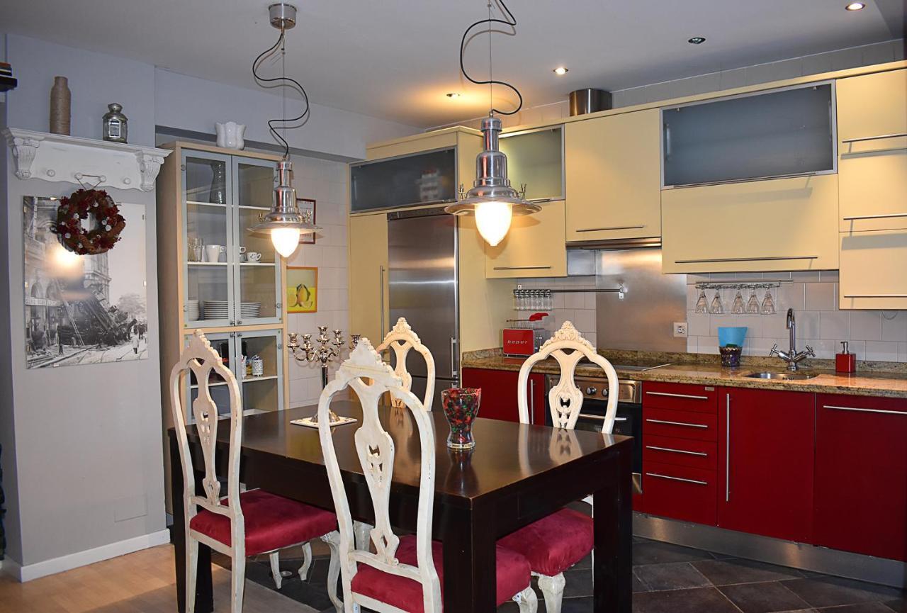 Apartamento San Quirce - Centrico Y Reformado- Wifi Y Netflix Valladolid Eksteriør billede